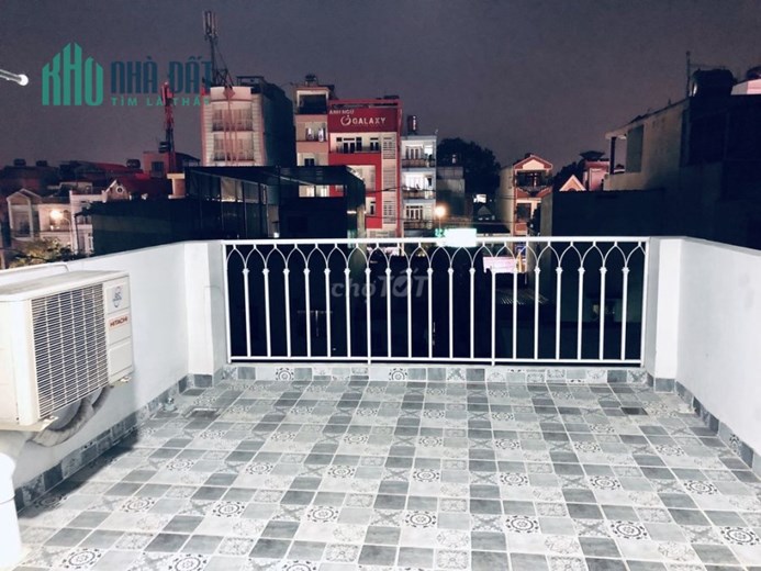 Nhà đẹp 4 tầng - Hèm 218 Nguyễn Văn Lượng, gần Lotte Mart