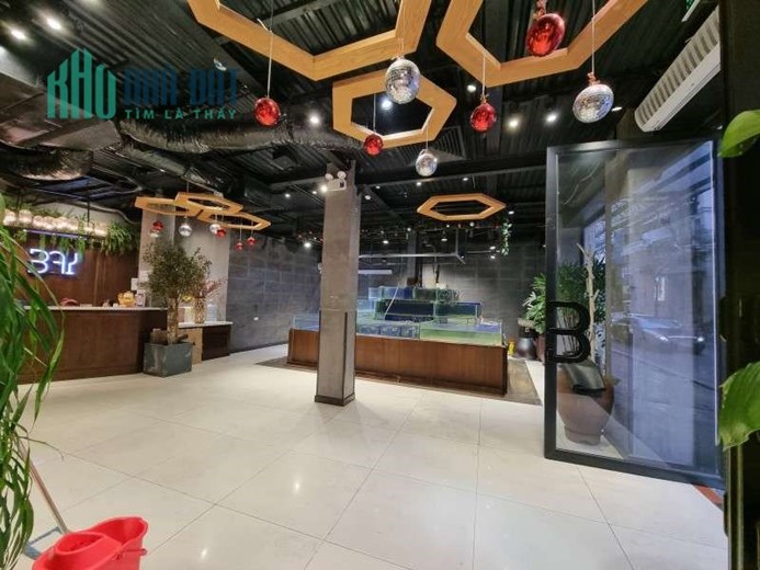 Mặt phố Nguyễn Văn Cừ, Long Biên, vỉa hè, KD nhộn nhịp, 470m, mặt tiền rộng: 13m, 130 tỷ