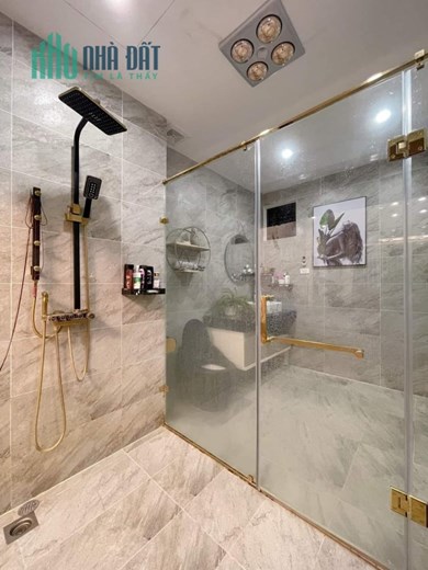 Bán Nhà Phố Ngọc Lâm, ÔTô Đỗ Cổng, 10M Ra Mặt Phố, Kinh Doanh, 60m2, 4 Tầng, Hơn 4 Tỷ.