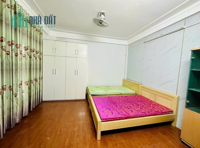 Nhà chia lô đầu phố Thanh Bình cạnh Làng việt kiều Châu Âu 36m2x5T chỉ 3.83 tỷ. LH 0989.62.6116
