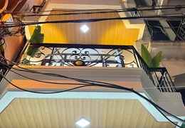 Cho thuê nhà Mặt Phố Trung Liệt , Đống Đa  diện tích 45m 4 tầng  KINH DOANH TỐT CO VỈA HÈ  15 tr