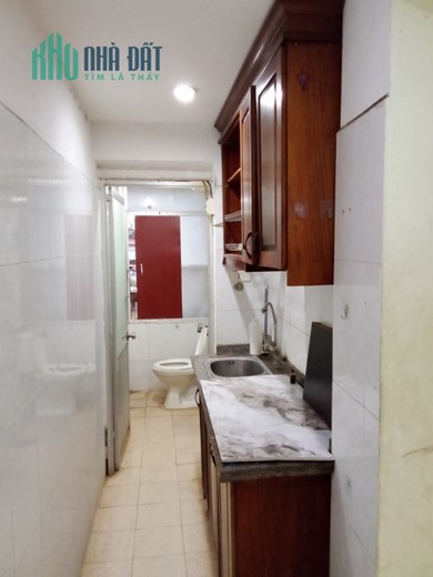Cho thuê căn hộ chung cư, 2 phòng, 40m2, Tập thể Ban Đối ngoại, ngõ 409 Kim Mã.