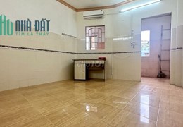 PHÒNG GIÁ RẺ NGAY TRUNG TÂM QUẬN 10