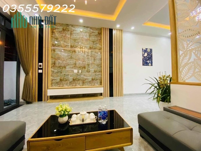 Chủ cần bán GẤP nhà phố Lê Đức Thọ 50m2, 4 tầng, Ô TÔ ĐỖ CỬA, chỉ 7 tỷ