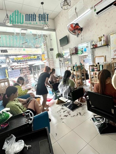 SANG NHƯỢNG GẤP TIỆM NAIL, TÓC, MI TẠI P. TÂN THUẬN ĐÔNG, Q7, TP HCM