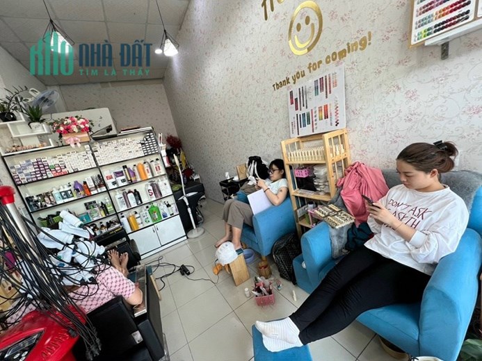 SANG NHƯỢNG GẤP TIỆM NAIL, TÓC, MI TẠI P. TÂN THUẬN ĐÔNG, Q7, TP HCM