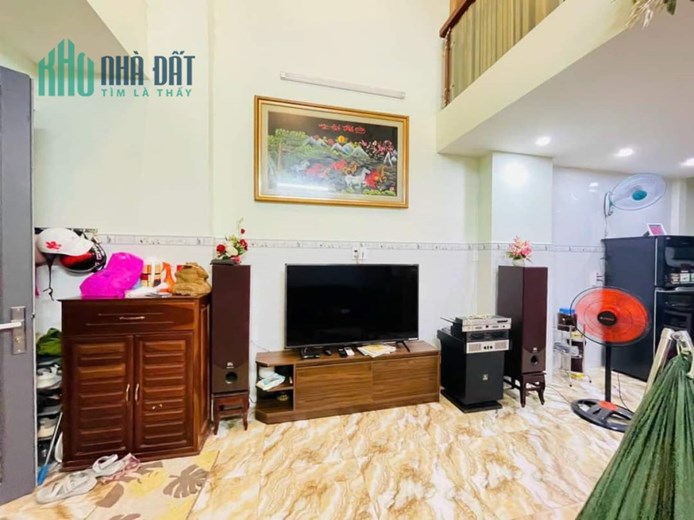 BÁN NHÀ MẶT TIỀN KINH DOANH ĐA NGHỀ ĐƯỜNG SỐ 2 GV: DT 40M2. GIÁ 4TY6 TL