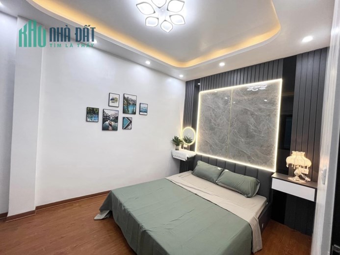 Bán Siêu phẩm ngõ chợ Khâm Thiên Quận Đống Đa 37m2x4 tầng nhỉnh 4 tỷ.