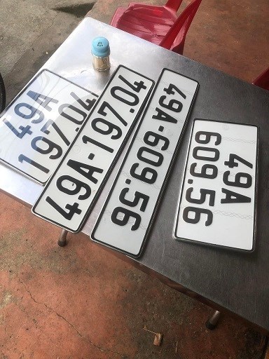 Ai chưa ép biển số thì qua e ép đi vừa chống nước chống bụi lại có bảo hành 2 năm ko vô nước - 296