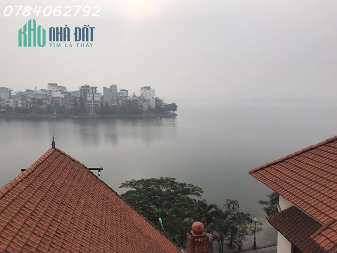 Chính chủ cần cho thuê nhà riêng mặt phố, vỉa hè rộng, nhìn ra hồ.