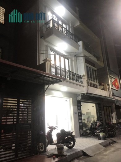 Bán nhà khu phân lô 231 Văn Cao, 68m 4 tầng mới tinh, độc lập, GIÁ 4.8 tỉ