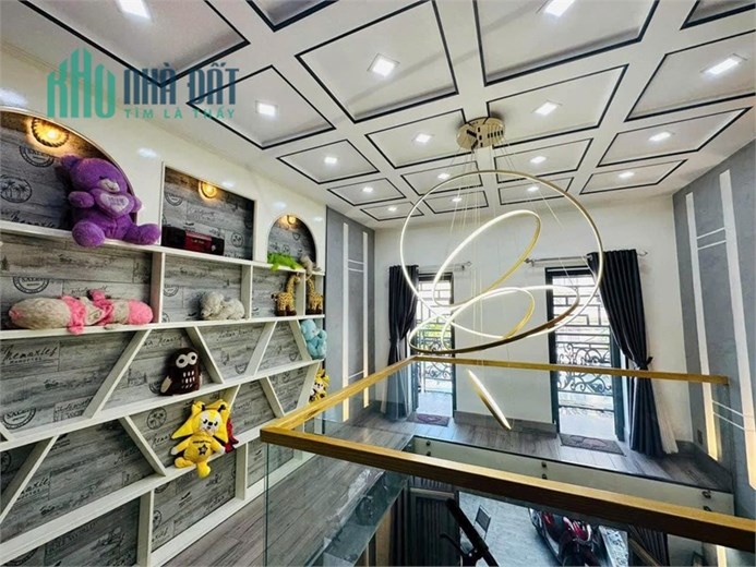Hẻm 6m Lê Đức Thọ, P15, Gò Vấp, 4x15m, 4 tầng tặng nội thất, 6.9 tỷ