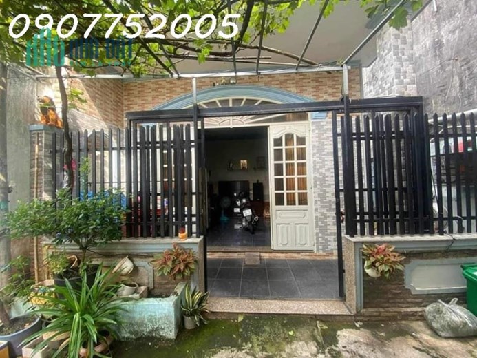 NHÀ ĐẸP Ở NGAY LÃ XUÂN OI - 80M2 - CHỈ 3TY8 -HXH