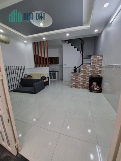 Bán nhà đường Thành Thái, phường 14, quận 10, 30m2, giá 4 tỷ 3