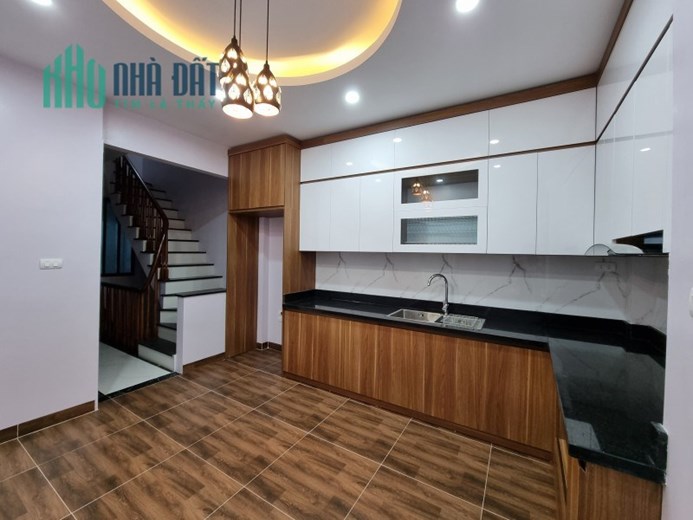 Bán nhà MP XUÂN ĐỈNH –KINH DOANH–spa-VĂN PHÒNG -95M  15,4TỶ