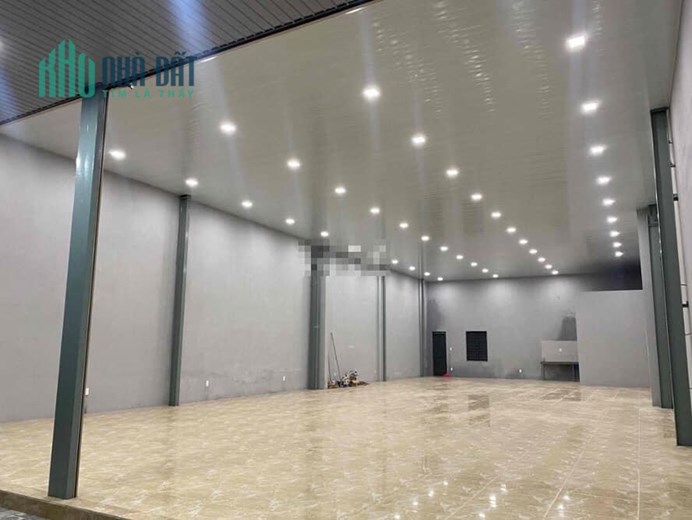 Cho thuê mặt bằng đường Nguyễn Hữu Thọ Ngang 10m dài 25m đoạn gần cầu Nguyễn Tri Phương