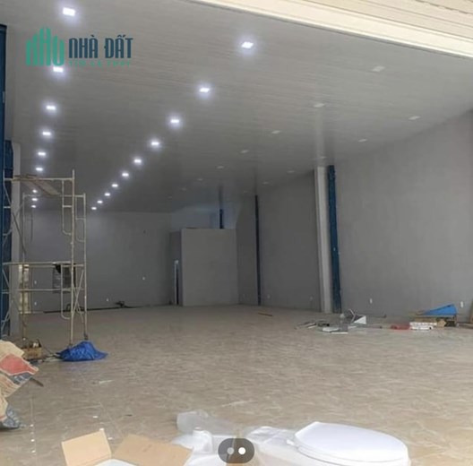Cho thuê mặt bằng đường Nguyễn Hữu Thọ Ngang 10m dài 25m đoạn gần cầu Nguyễn Tri Phương