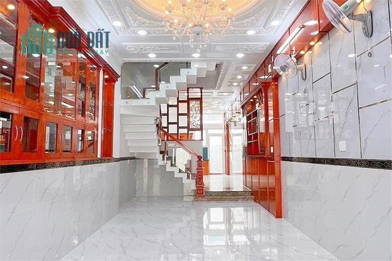 Bán Nhà Mặt Tiền Số 100m2, 4 Tầng Gần Nguyễn Ảnh Thủ, Phường Hiệp Thành. Quận 12