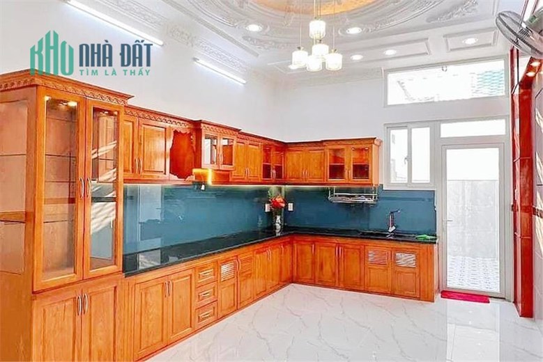 Bán Nhà Mặt Tiền Số 100m2, 4 Tầng Gần Nguyễn Ảnh Thủ, Phường Hiệp Thành. Quận 12