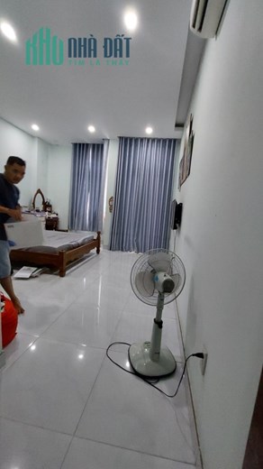 ,CHỦ BÁN GẤP LẤY TIỀN TIÊU TẾTBÁN NHÀ TO,HẺM TO ,GIÁ HẠT GIẺ, ĐƯỜNG 11,DT 65M2, TĂNG NHƠN PHÚ B,THỦ