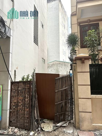 Bán Đất Cầu Giấy 128m2, mặt ngõ ô tô đỗ cửa chỉ vài bước chân là ra Phố Cầu Giấy, Khách mua xây để