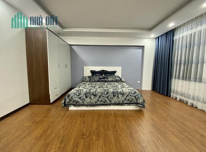 💎 CỰC HIẾM 👉 LÔ GÓC 3 MẶT TIỀN
BÁN NHÀ ĐÊ LA THÀNH - ĐỐNG ĐA 39M 5 TẦNG CHỈ NHỈNH 4 TỶ
