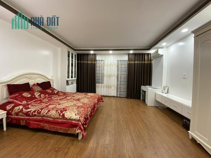 💎 CỰC HIẾM 👉 LÔ GÓC 3 MẶT TIỀN
BÁN NHÀ ĐÊ LA THÀNH - ĐỐNG ĐA 39M 5 TẦNG CHỈ NHỈNH 4 TỶ