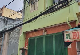 Bán nhà đường Nguyễn Tiểu La, quận 10, 30m2, giá 5 tỷ 2, hẻm xe hơi thông