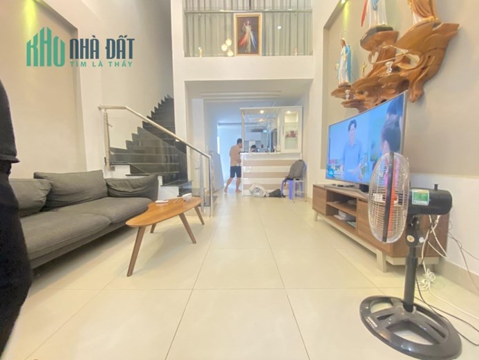 MUA VÀNG THÌ LỖ - MUA THỔ THÌ GIÀU - ĐÌNH PHONG PHÚ - SỔ VUÔNG - HXH 6M - CHỈ 49TR/M