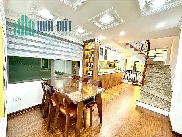 Mặt ngõ KD - Lô Góc phố Giáp Nhất 40m 5T MT4M