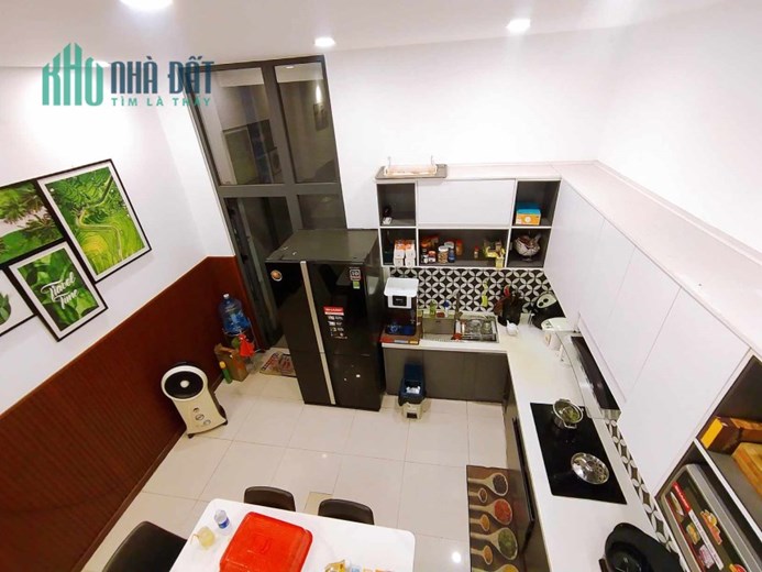 Bán nhà Phú Quận 8 Phú Định - hơn 60m2 - ngang rất rộng và dài - Thiết kế đẹp - Nội thất xịn
