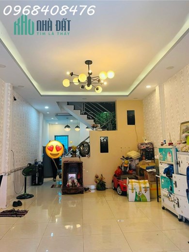 NHÀ SÁT HXH - PHƯỜNG 1 QUẬN 8 - 68M2 NGANG >4M - 3 TỶ NHỈNH TL MẠNH