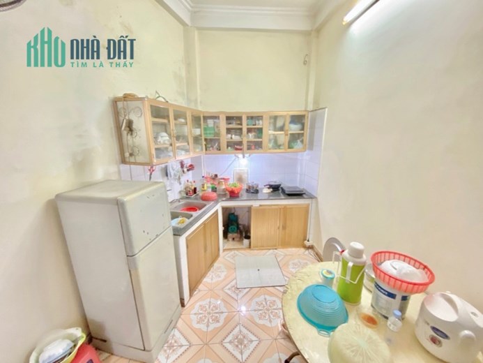 CHỢ HOA HÀNG LƯỢC, NHÀ 3 TẦNG THOÁNG ĐẸP Ở NGAY – 42m MT4m chỉ 6.4 tỷ