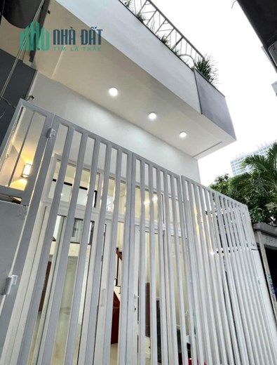 ♥ Nhà kiệt Hàm Nghi, cách Mặt tiền 30m, Kiệt Thẳng Thông, 50m2, 2.5 tầng, 2.x tỷ