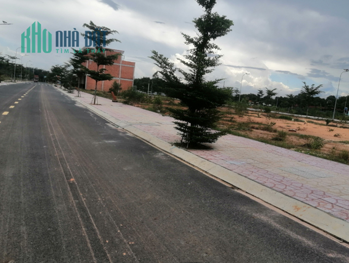 CHÍNH CHỦ CẦN BÁN LÔ ĐẤT 70M2 NGAY TRUNG TÂM BẾN CÁT