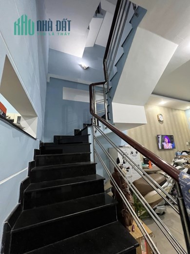 Nhà gần chợ Bà Chiểu 71m2 ngang 5,4m Ô tô ngủ trong nhà, 4PN nhà mới ở ngay nhỉnh 10 tỷ