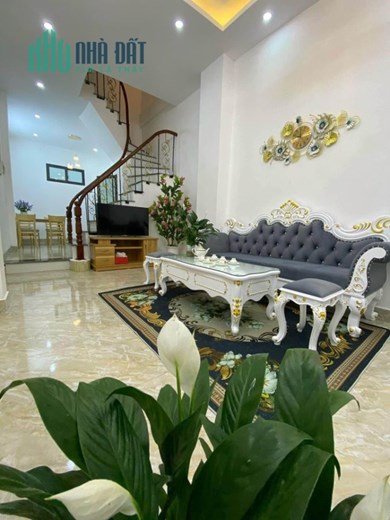 Bán nhà Đại Từ, Hoàng Mai, 38m2 x 5 tầng, giá 3,45 tỷ, mới
