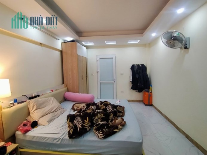 BÁN NHÀ PHƯỜNG NGỌC LONG BIÊN CHỈ 2,9 TỶ 30M 4 TẦNG DÂN XÂY NGÕ NÔNG GẦN PHỐ CỰC HIẾM