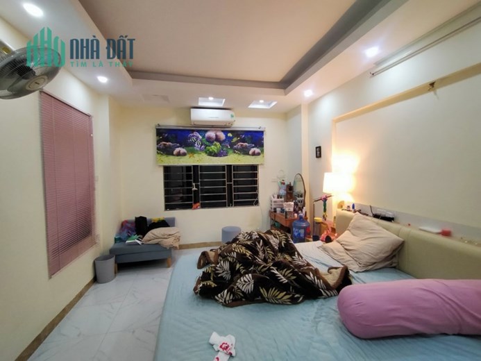 BÁN NHÀ PHƯỜNG NGỌC LONG BIÊN CHỈ 2,9 TỶ 30M 4 TẦNG DÂN XÂY NGÕ NÔNG GẦN PHỐ CỰC HIẾM