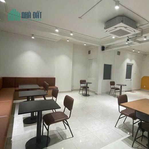 Bán Nhà Mặt Tiền Lý Thường Kiệt, Giáp Quận 10, 224m2, Ngang 6m, Dòng Tiền 100tr, Nhỉnh 62 Tỷ TL.
