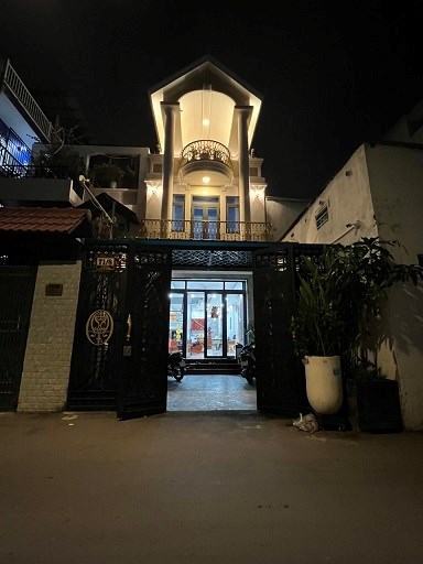 Cho thuê nhà gần trường Nguyễn Trung Trực phường 15 quận Gò Vấp full nội thất cao cấp