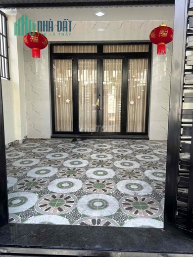 Bán gấp nhà mặt phố 100m2 gần KCN Cầu Tràm, Huyện Cần Đước, Long An.