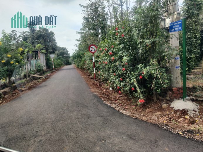 Đang kẹt 3 lô 1000m2 ngay Hồ Giao Thông, Lâm San, Cẩm Mỹ - Giá 1,050 khá rẻ