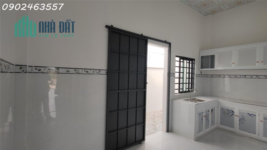 Nhà trước mặt Nhựa Thổ Cư 100% xuất bán chỉ 980 triệu đ