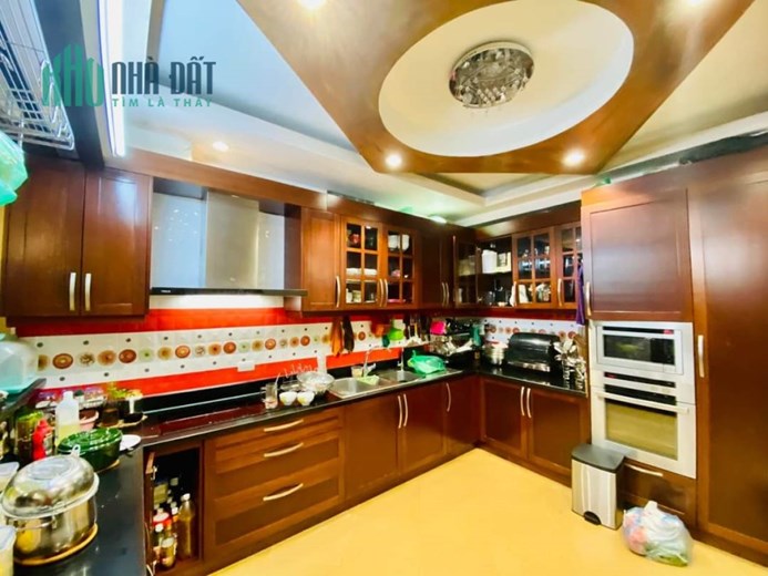 Một căn duy nhất!Nhà Mặt Phố Việt Hưng, ô tô tránh,lô góc,KD, 60m2, MT 6.5M,hơn 8 tỷ