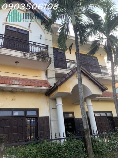 Cho thuê nhà 3 tầng đường Phan Bội Châu ( phố Pháp ), trung tâm phố cổ, Hội An, Quảng Nam