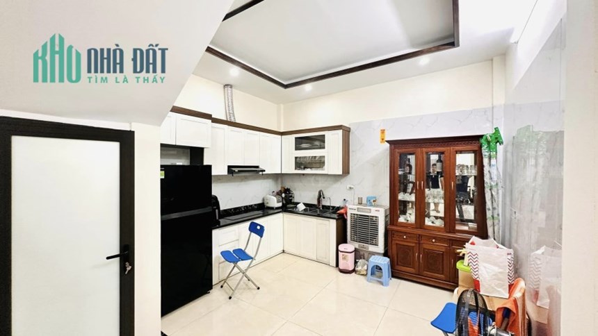 Hoa Hậu Xóm, Tam trinh 45m2, 5 tầng, ngõ ô tô tránh, gần phố, 4,5 tỷ.