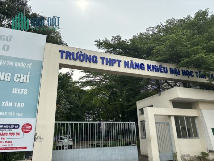 Bán 2 nền đất thổ cư liền kề,mỗi nền 125m2,nằm ngay MT đường 30m số 1A,Đức Hòa,Long An