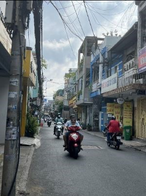 🔥 Nhà MTKD gần chợ Võ Thành Trang, sàn trống suốt 87m2, 17 triệu