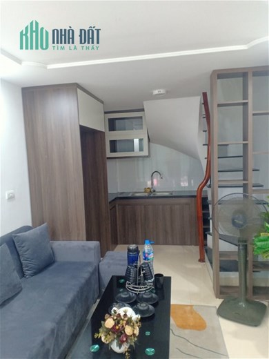 MUA NHÀ CHỈ CẦN CÓ 2 TỶ - ĐÃ  CÓ NGAY NHÀ ĐẸP THANH TRÌ - 4 TẦNG, 3 NGỦ, SỔ VUÔNG ĐẸP, NGÕ Ô TÔ,